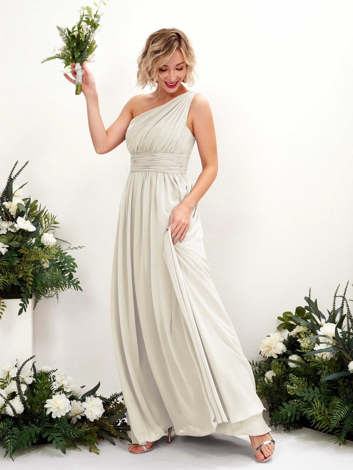 Carlyna A-Linie Geraffte One-Shoulder Chiffon Bodenlanges Brautjungfernkleid Elfenbein #farbe_elfenbein