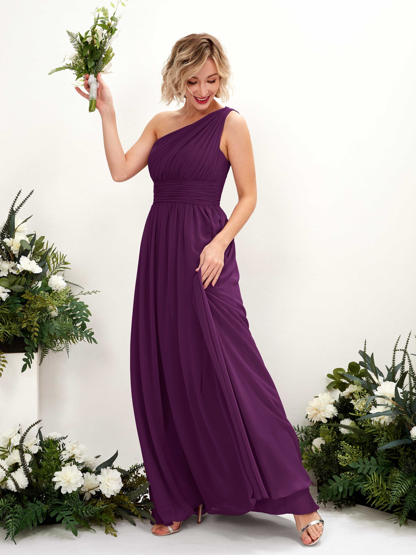 Carlyna A-Linie Geraffte One-Shoulder Chiffon Bodenlanges Brautjungfernkleid Traube #farbe_traube