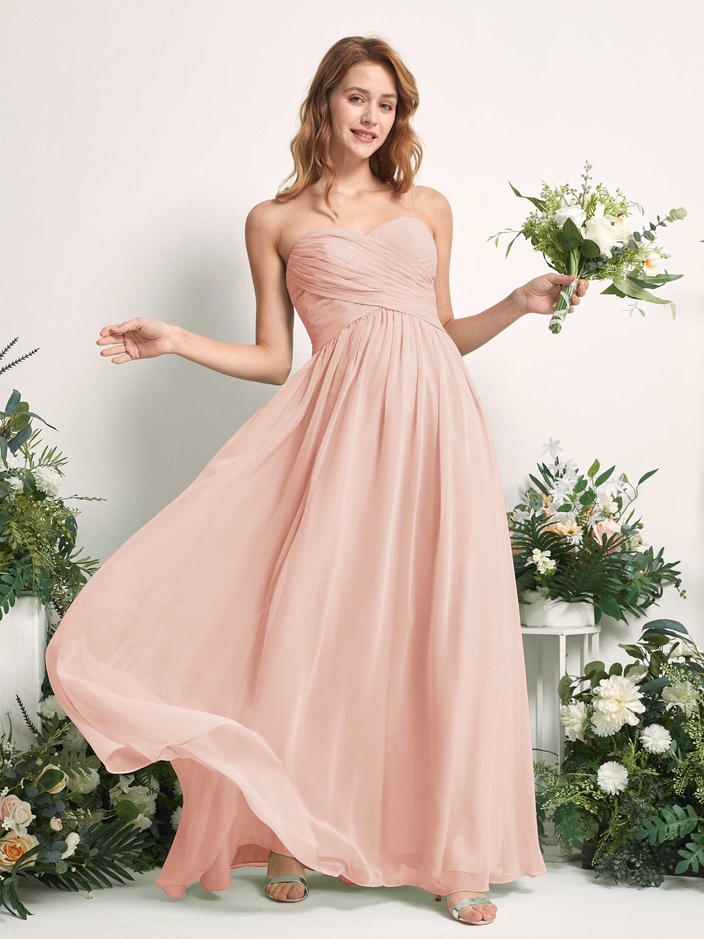 Carlyna A-Linie Herzausschnitt Bodenlang Chiffonkleid gerafft Brautjungfernkleid Perlrosa #farbe_perlrosa
