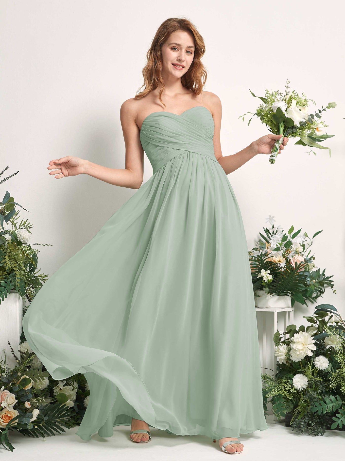 Carlyna A-Linie Herzausschnitt Bodenlang Chiffonkleid gerafft Brautjungfernkleid Salbeigrün #farbe_salbeigr-n