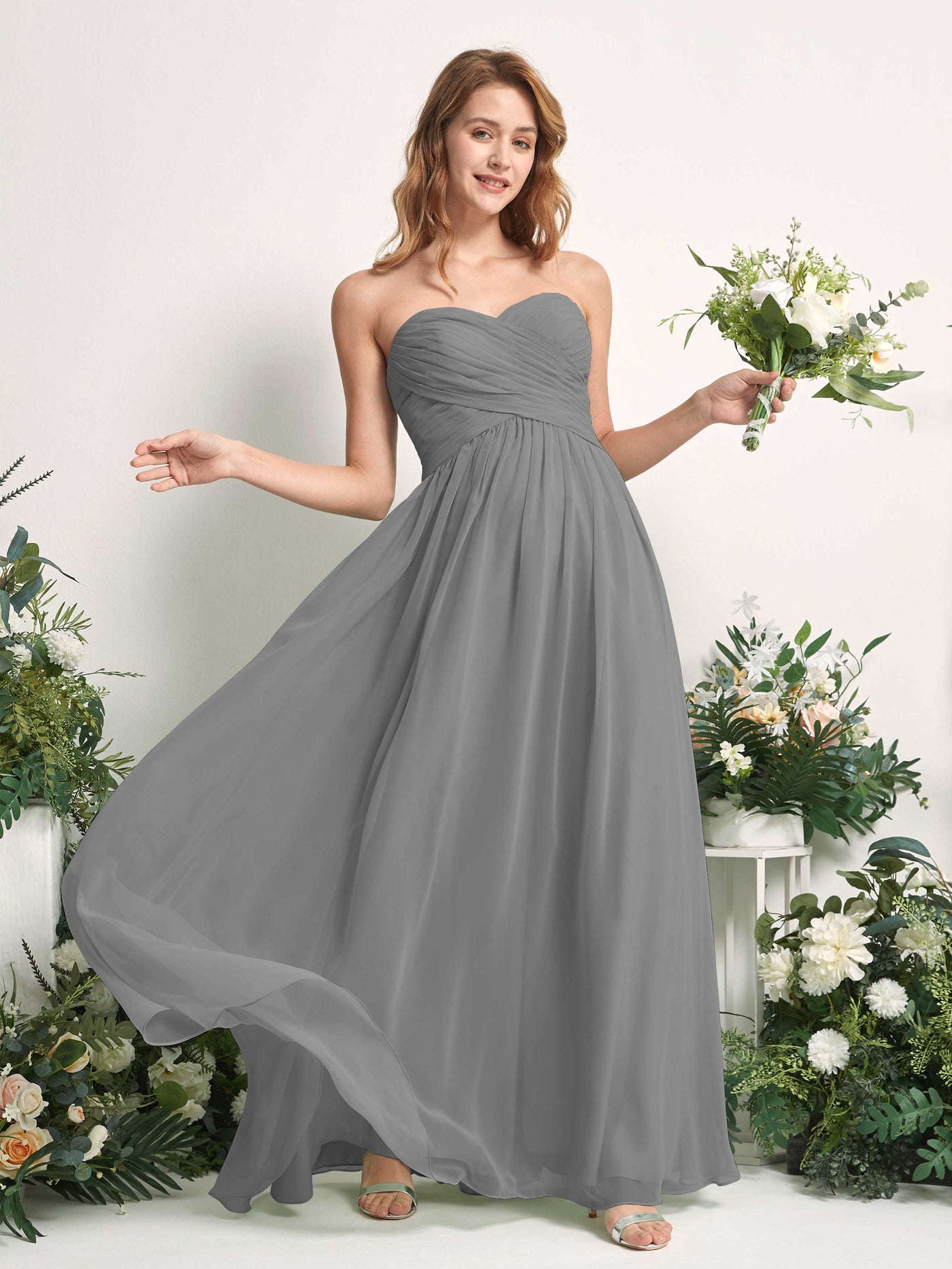 Carlyna A-Linie Herzausschnitt Bodenlang Chiffonkleid gerafft Brautjungfernkleid Stahlgrau #farbe_stahlgrau