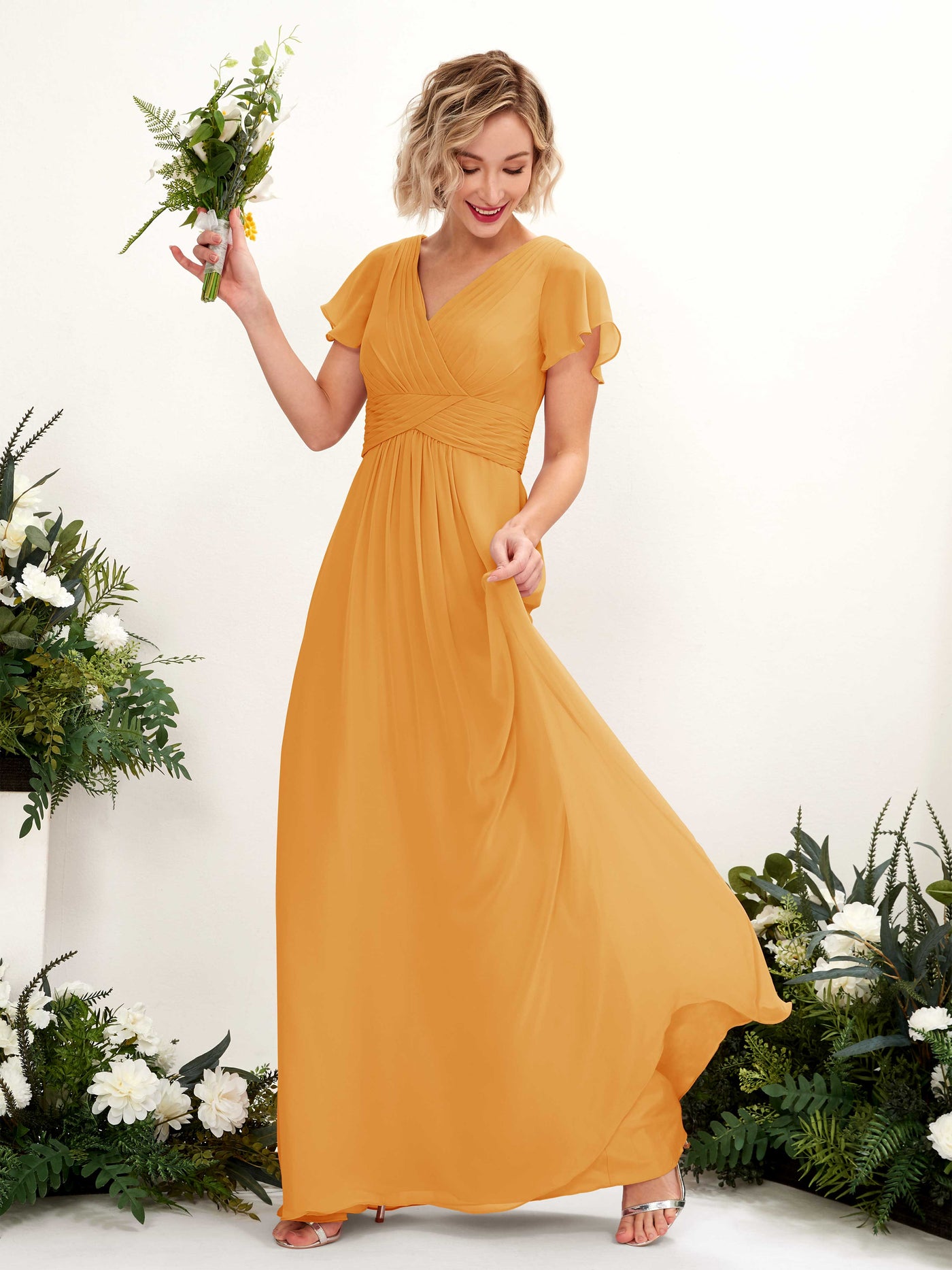 Carlyna A-Linie V-Ausschnitt Wickelausschnitt Flatterärmel bodenlanges Kleid Mango #farbe_mango