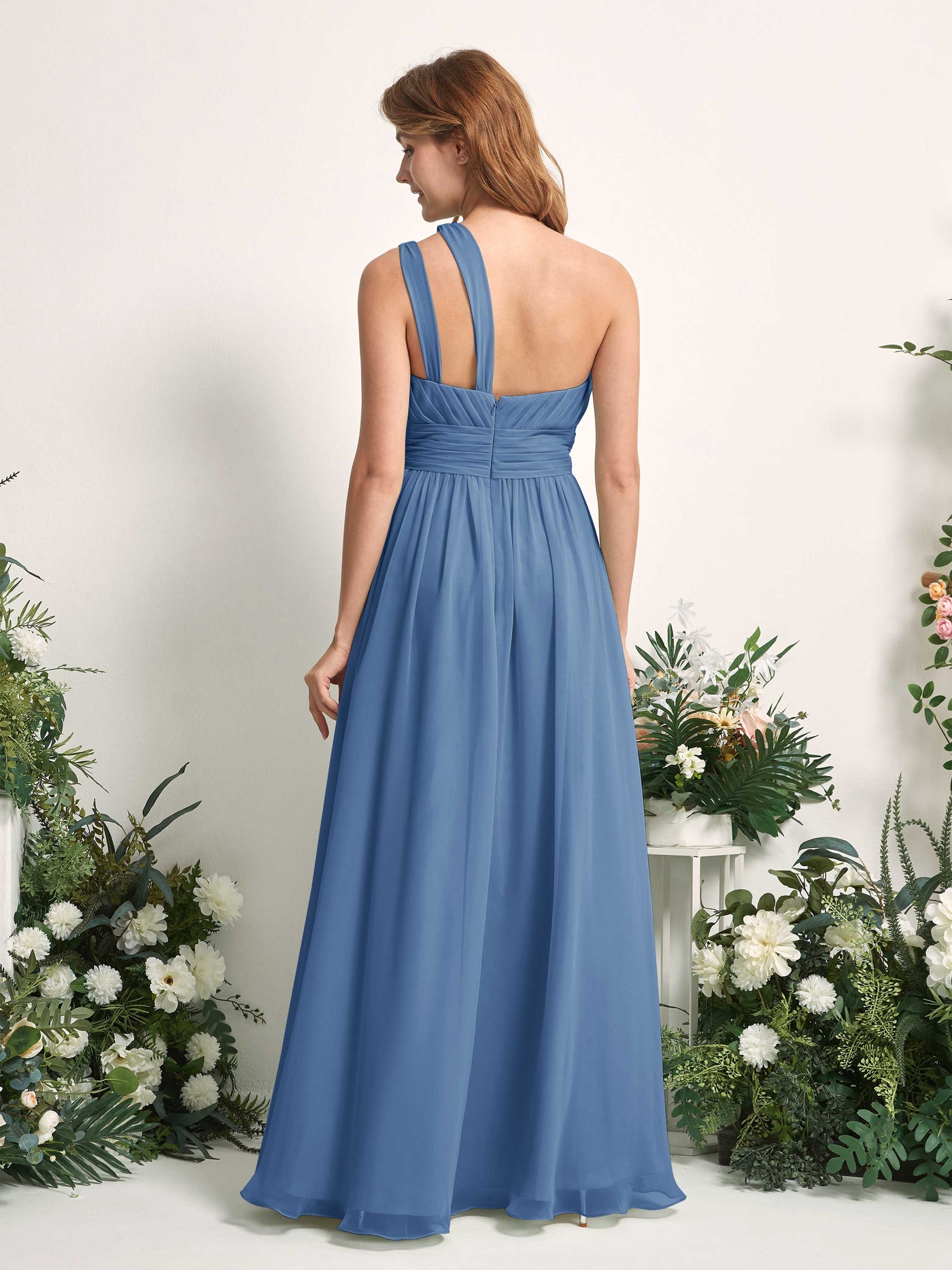 Carlyna A-Linien-Kleid Bodenlang One-Shoulder Chiffon Brautjungfernkleid Staubiges Blau #farbe_staubiges-blau
