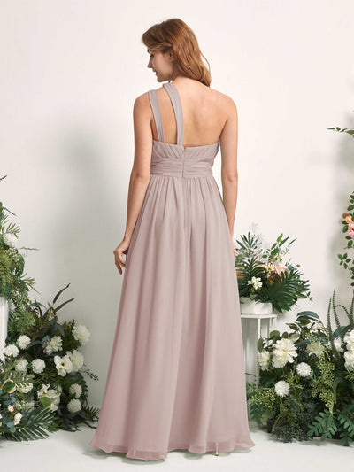 Carlyna A-Linien-Kleid Bodenlang One-Shoulder Chiffon Brautjungfernkleid Taupe #farbe_taupe