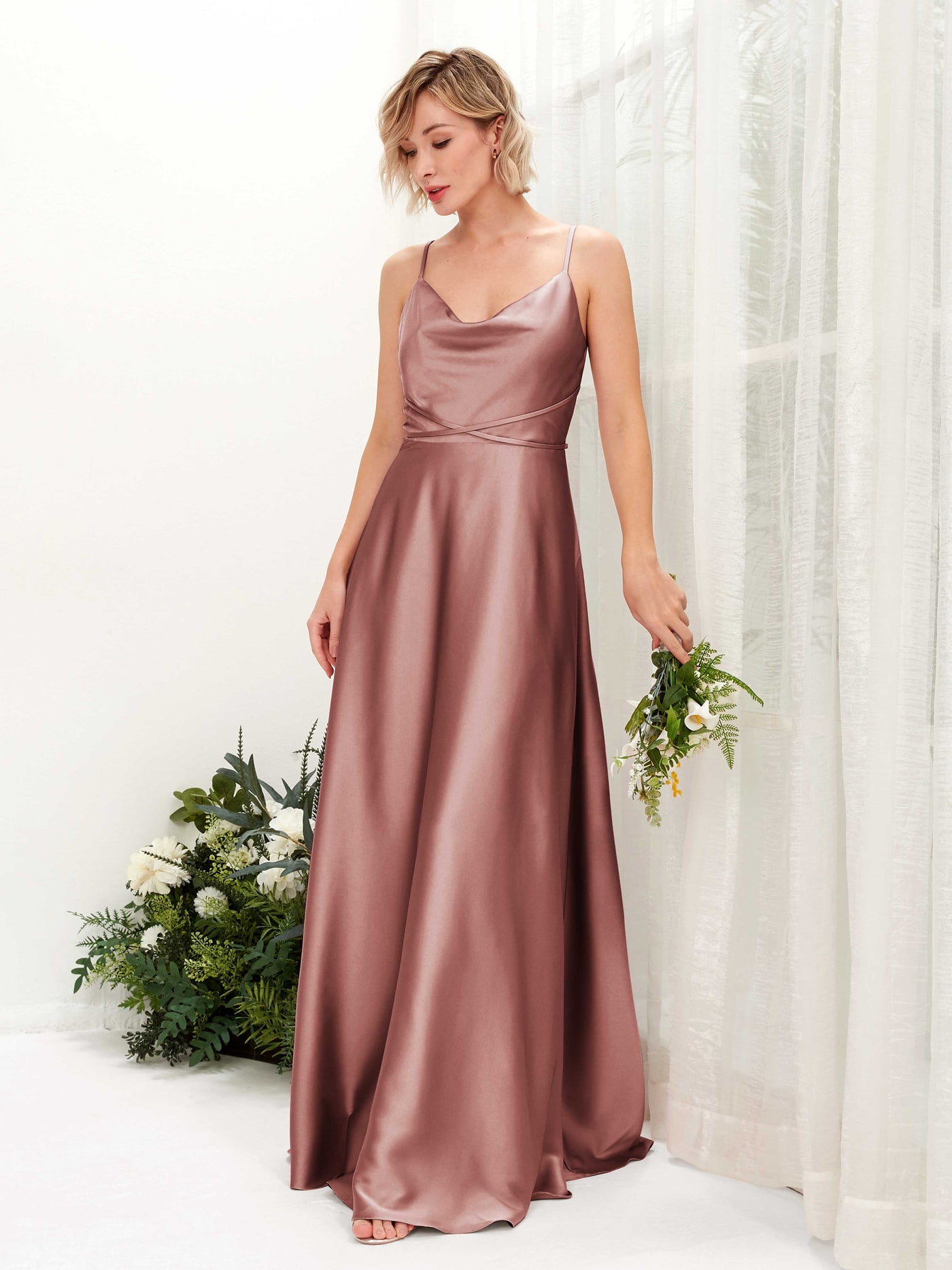 Carlyna A-Linien Kleid Bodenlang Wasserfallausschnitt Brautjungfernkleider Wüstenrose #farbe_w-stenrose