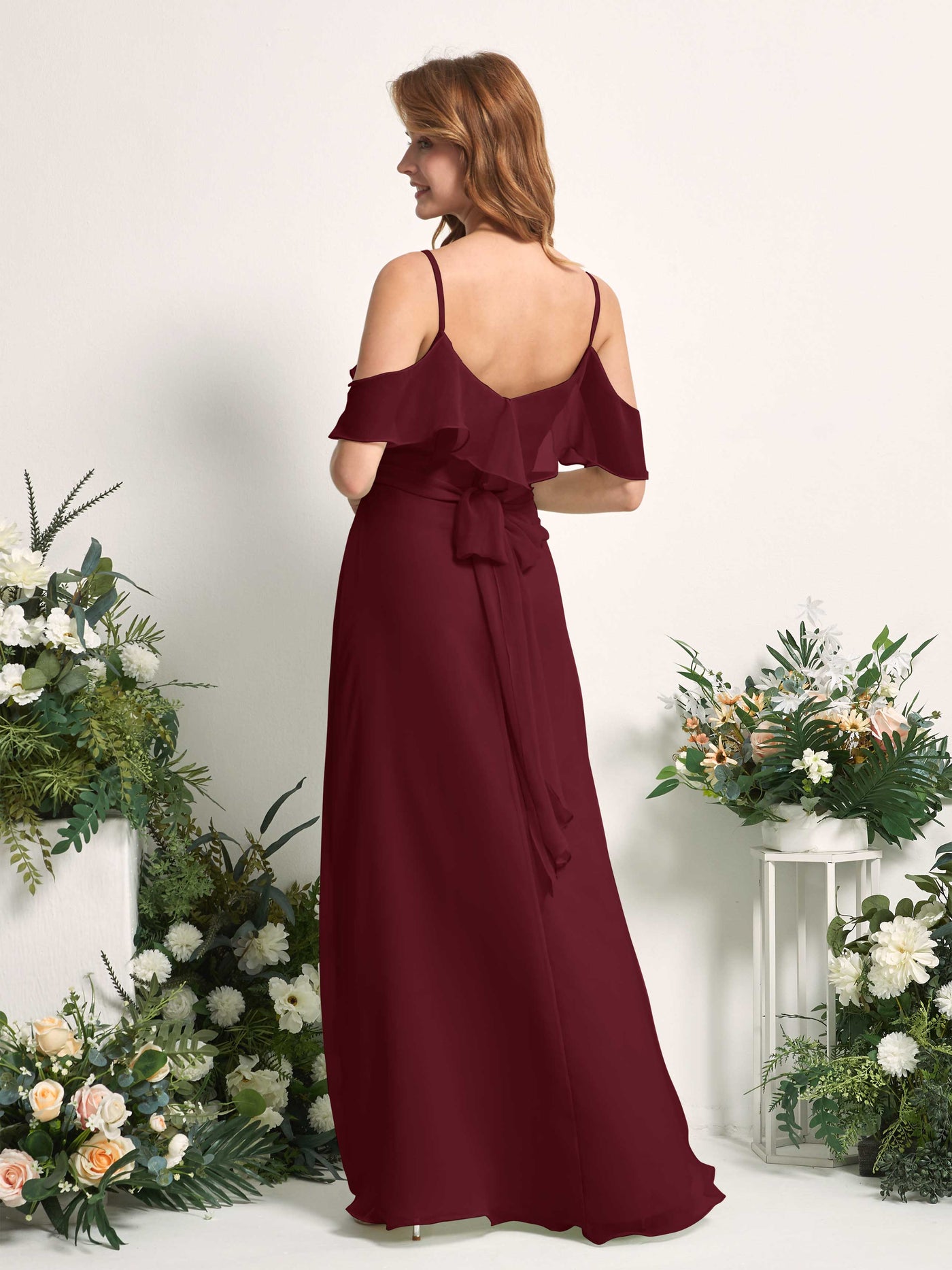 Carlyna A-Linien-Kleid Carmen-Ausschnitt Bodenlang Chiffon Brautjungfernkleider Burgunderrot #farbe_burgunderrot