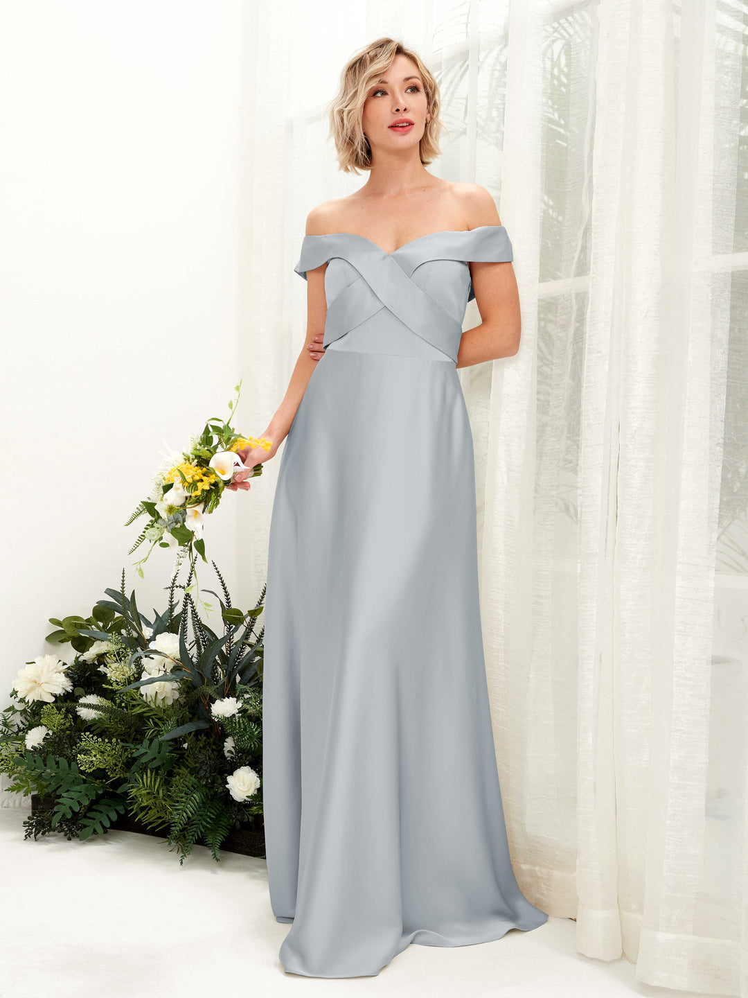 Carlyna A-Linien-Kleid Carmen Ausschnitt Bodenlang Satinkleid Baby Blau 