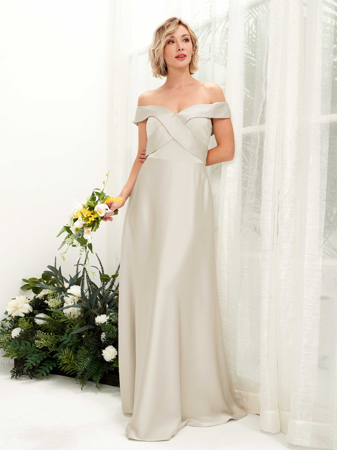 Carlyna A-Linien-Kleid Carmen Ausschnitt Bodenlang Satinkleid Champagner 