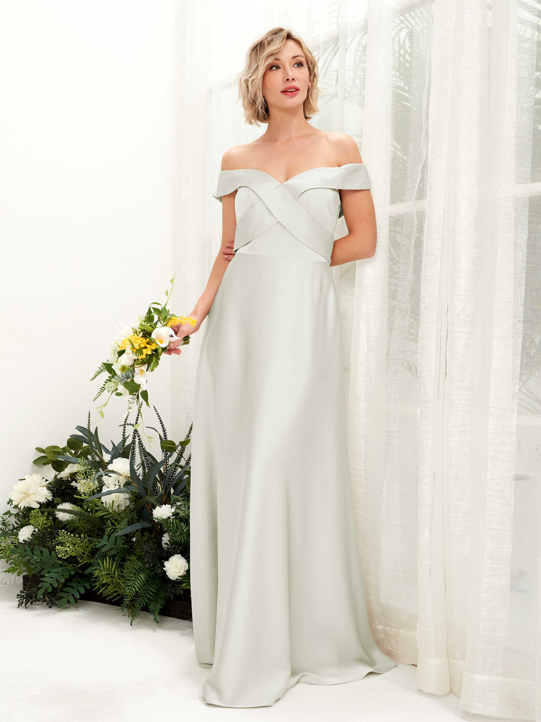 Carlyna A-Linien-Kleid Carmen Ausschnitt Bodenlang Satinkleid Elfenbein 