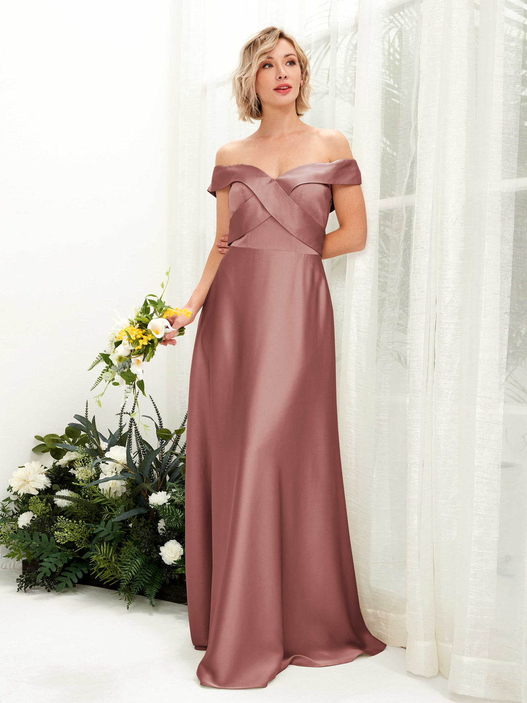 Carlyna A-Linien-Kleid Carmen Ausschnitt Bodenlang Satinkleid Wüstenrose 