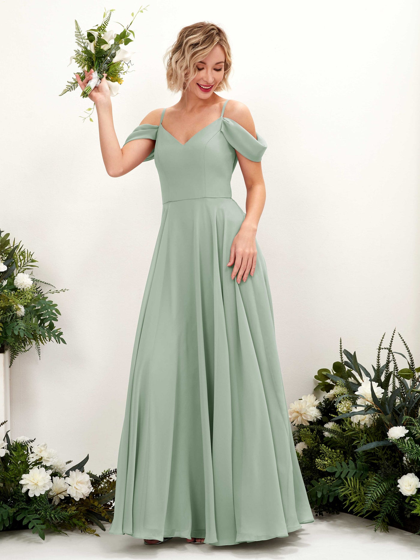 Carlyna A-Linien-Kleid Carmen Bodenlang Chiffon Brautjungfernkleid Salbeigrün #farbe_salbeigr-n