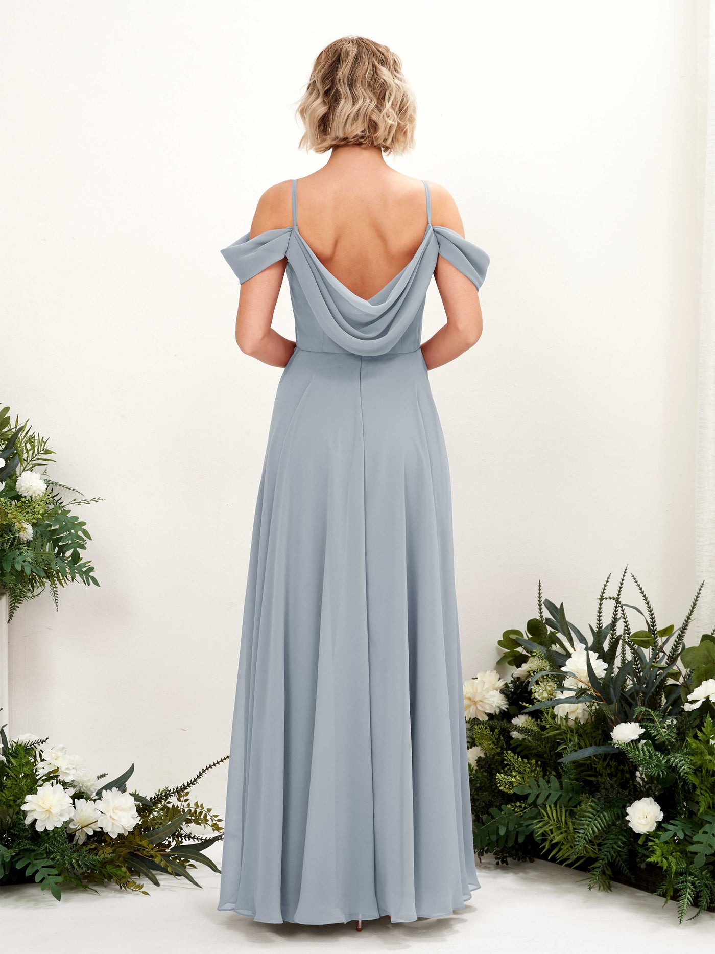 Carlyna A-Linien-Kleid Carmen Bodenlang Chiffon Brautjungfernkleid Staubiges Blau-Upgrade #farbe_staubiges-blau-upgrade