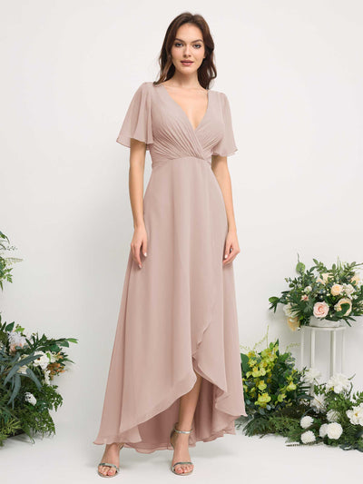 Carlyna A-Linien-Kleid Chiffon V-Ausschnitt Bodenlang Brautjungfernkleid Biscotti #farbe_biscotti