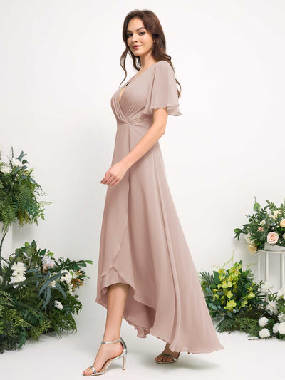 Carlyna A-Linien-Kleid Chiffon V-Ausschnitt Bodenlang Brautjungfernkleid Biscotti #farbe_biscotti