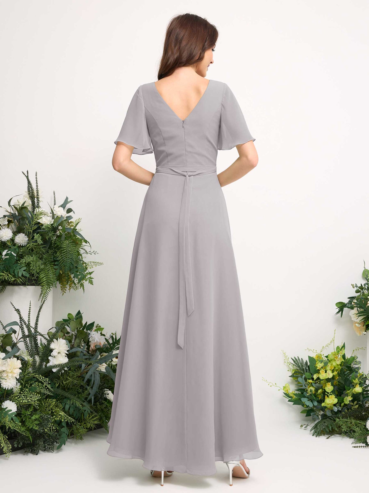 Carlyna A-Linien-Kleid Chiffon V-Ausschnitt Bodenlang Brautjungfernkleid Silber #farbe_silber