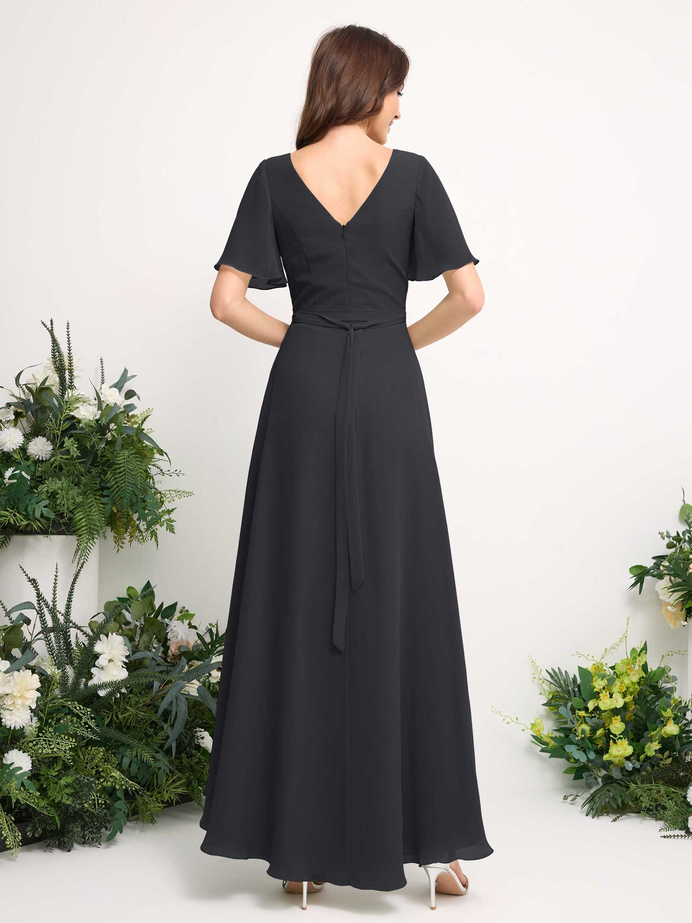 Carlyna A-Linien-Kleid Chiffon V-Ausschnitt Bodenlang Brautjungfernkleid Zinnfarben #farbe_zinnfarben