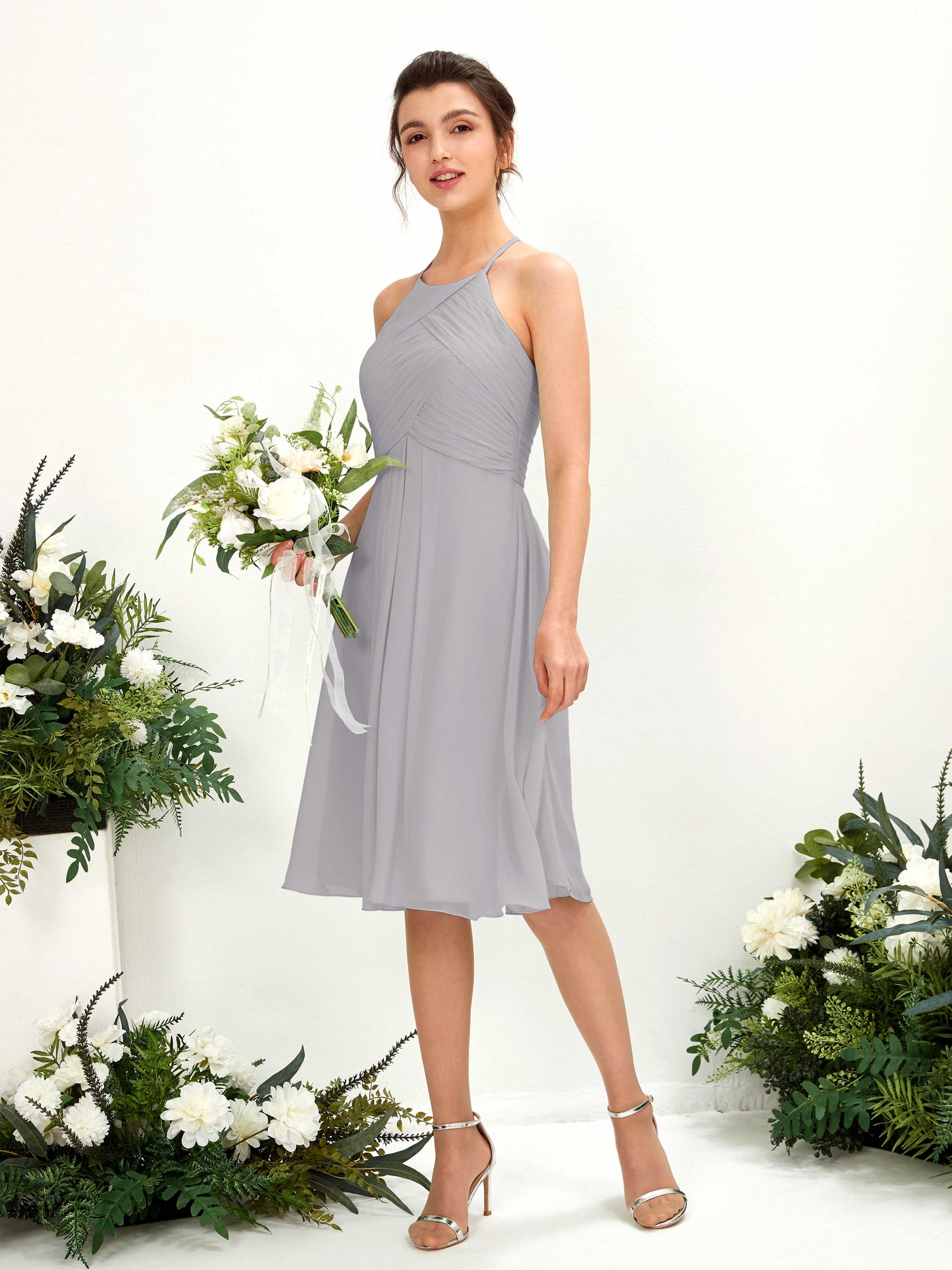Carlyna A-Linien Kleid mit Rundhals Chiffon knielanges Brautjungfernkleid Taube #farbe_taube