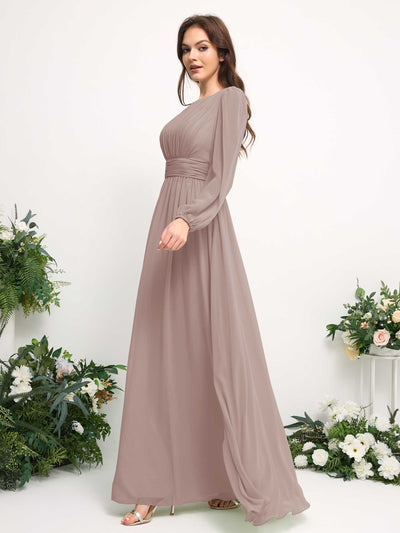 Carlyna A-Linien-Kleid mit U-Boot-Ausschnitt Chiffon Langarmkleid für Brautjungfer Taupe #farbe_taupe