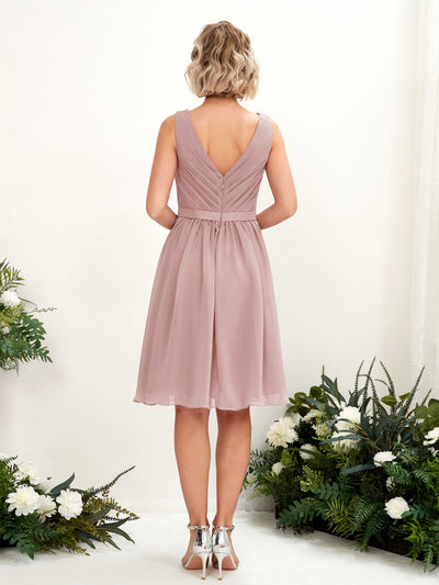 Carlyna A-Linien-Kleid mit V-Ausschnitt knielang Chiffon Kleid Staubige Rose #farbe_staubige-rose