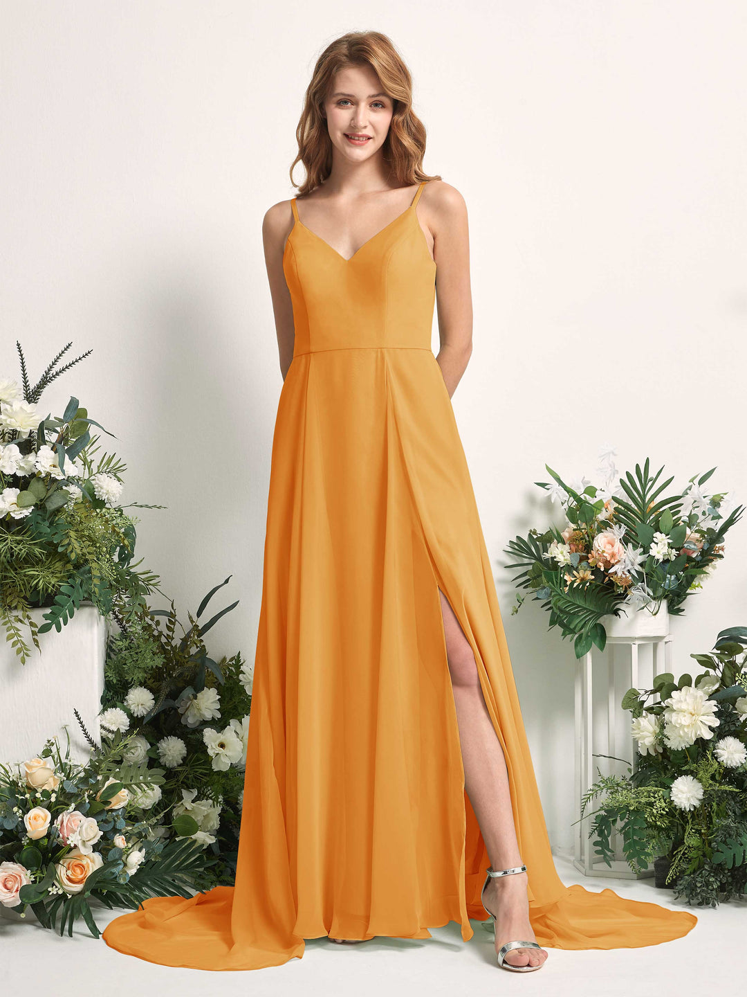 Carlyna A-Linien-Kleid mit V-Ausschnitt und Beinschlitz Bodenlang Brautjungfernkleid Mango 