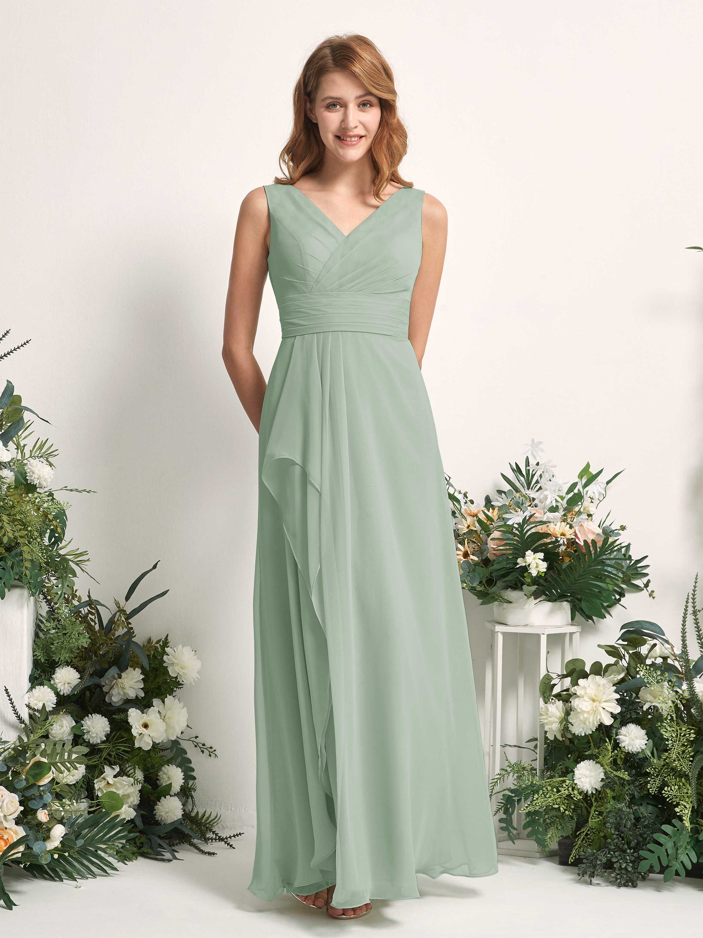 Carlyna A-Linien-Kleid mit V-Ausschnitt und Bodenlanges Brautjungfernkleid Salbeigrün #farbe_salbeigr-n