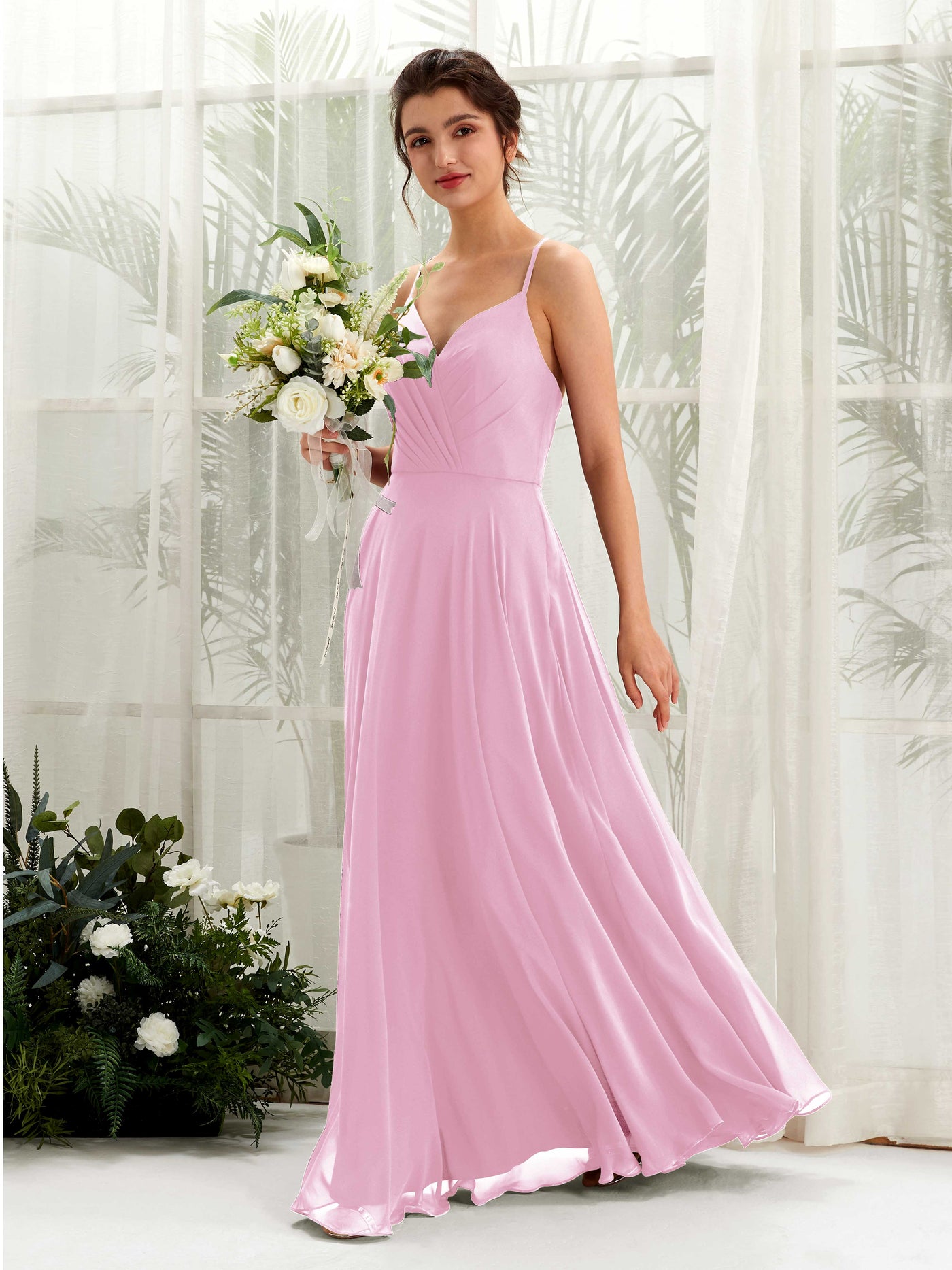 Carlyna A-Linien-Kleid mit V-Ausschnitt und Spaghettiträgern bodenlanges Brautjungfernkleid Bonbonrosa #farbe_bonbonrosa