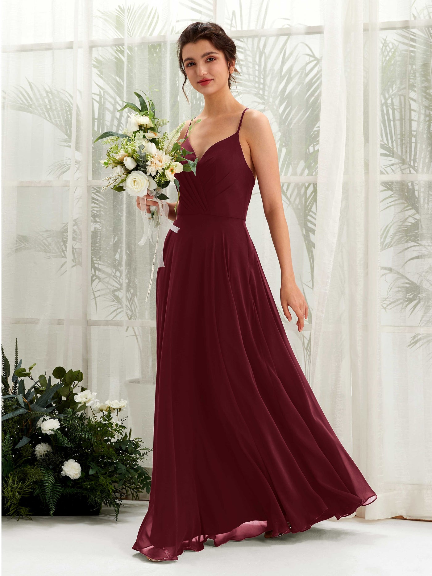 Carlyna A-Linien-Kleid mit V-Ausschnitt und Spaghettiträgern bodenlanges Brautjungfernkleid Burgunderrot #farbe_burgunderrot