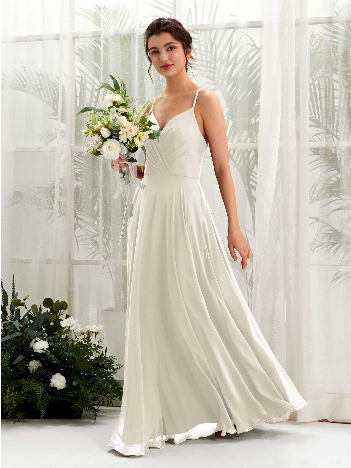 Carlyna A-Linien-Kleid mit V-Ausschnitt und Spaghettiträgern bodenlanges Brautjungfernkleid Elfenbein #farbe_elfenbein