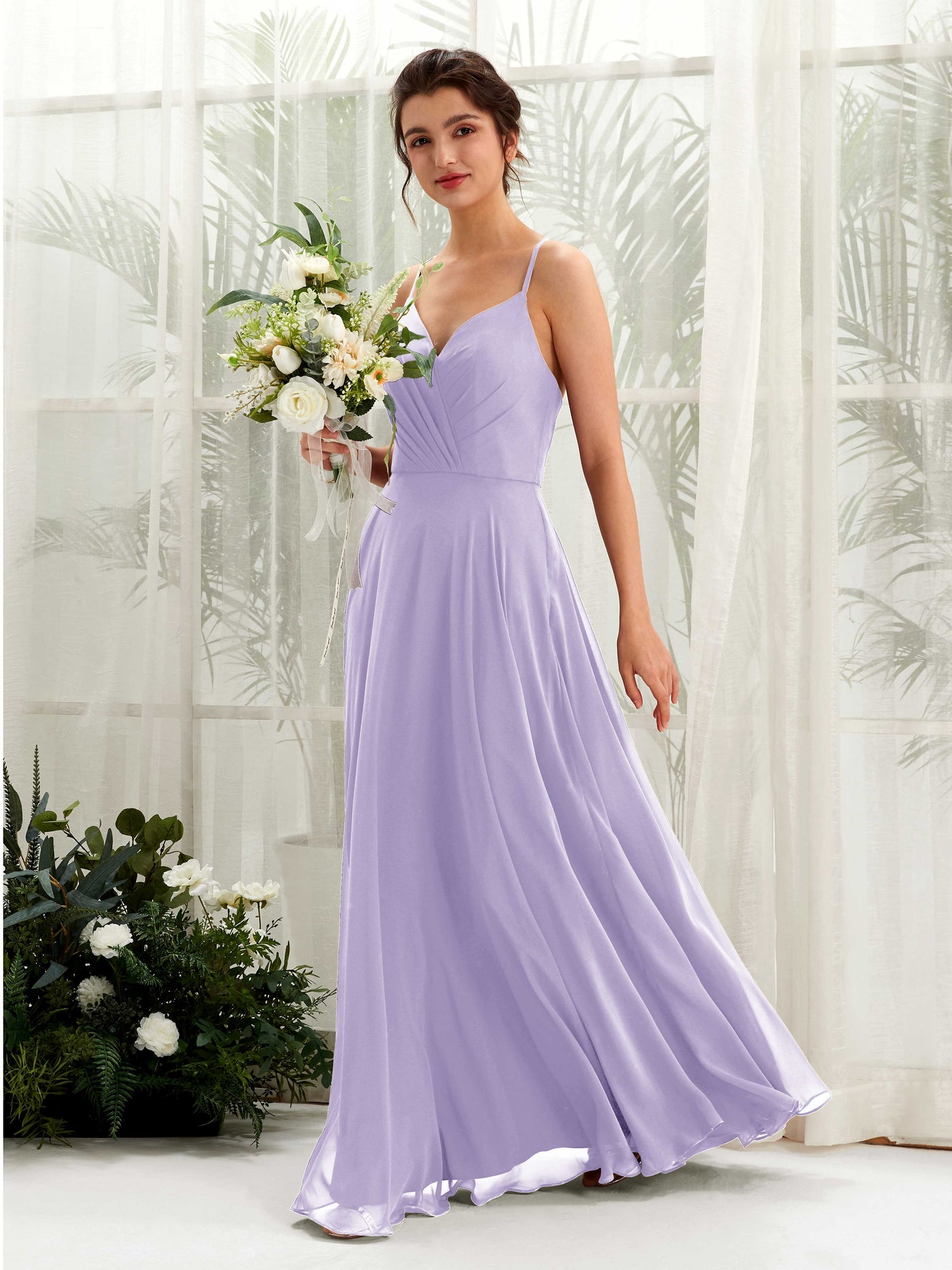 Carlyna A-Linien-Kleid mit V-Ausschnitt und Spaghettiträgern bodenlanges Brautjungfernkleid Flieder #farbe_flieder
