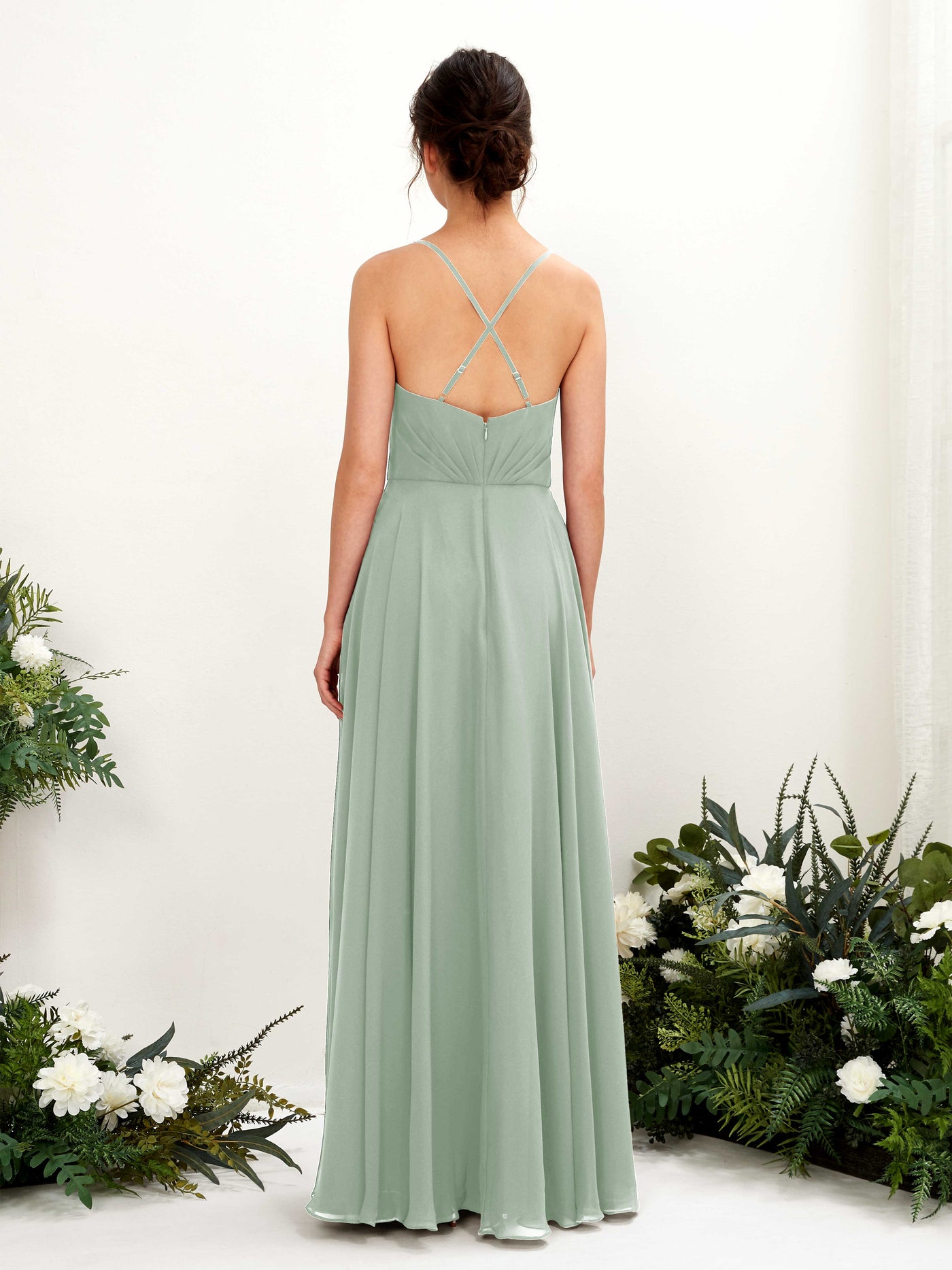 Carlyna A-Linien-Kleid mit V-Ausschnitt und Spaghettiträgern bodenlanges Brautjungfernkleid Salbeigrün #farbe_salbeigr-n