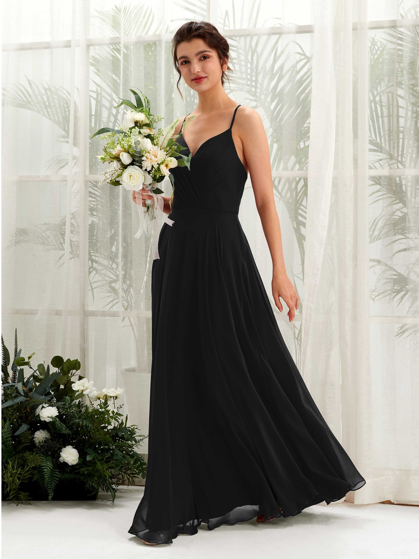 Carlyna A-Linien-Kleid mit V-Ausschnitt und Spaghettiträgern bodenlanges Brautjungfernkleid Schwarz #farbe_schwarz