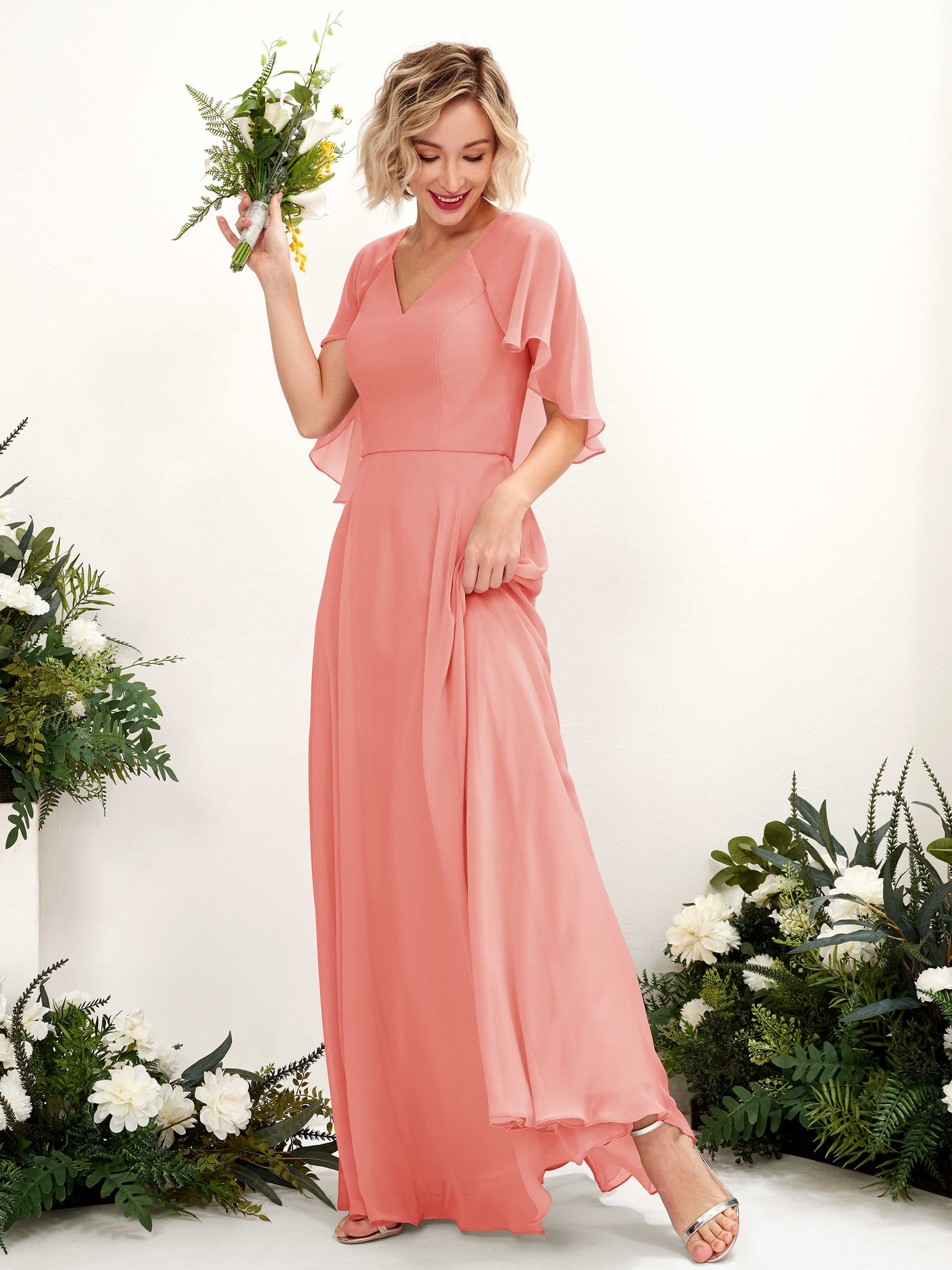Carlyna A-Linien-Kleid mit V-Ausschnitt und Umhang-Ärmeln bodenlanges Brautjungfernkleid Pfirsichrosa #farbe_pfirsichrosa