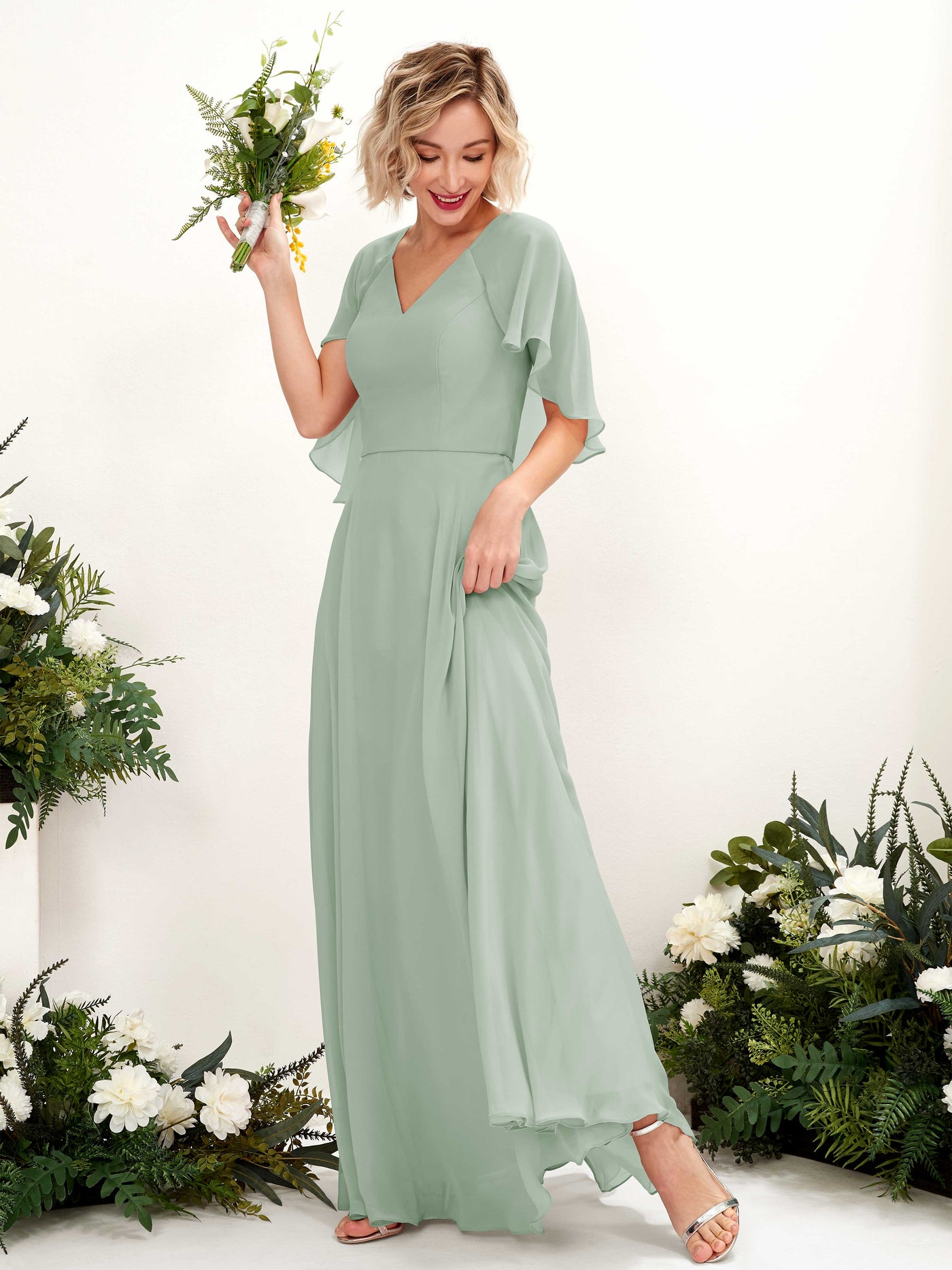 Carlyna A-Linien-Kleid mit V-Ausschnitt und Umhang-Ärmeln bodenlanges Brautjungfernkleid Salbeigrün #farbe_salbeigr-n