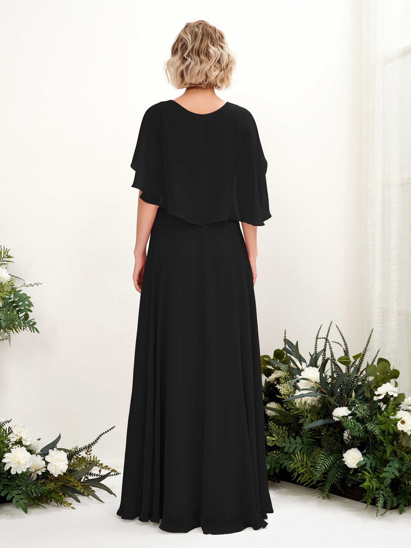 Carlyna A-Linien-Kleid mit V-Ausschnitt und Umhang-Ärmeln bodenlanges Brautjungfernkleid Schwarz #farbe_schwarz