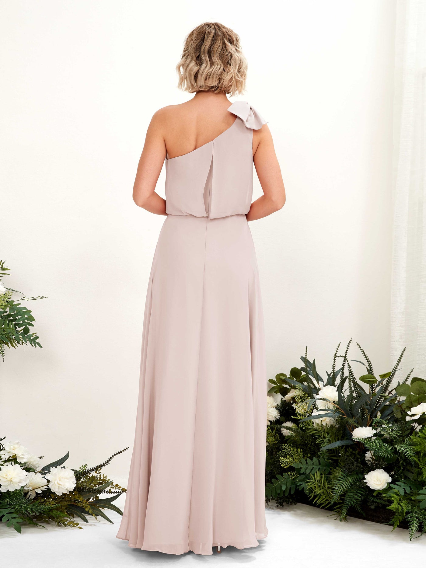 Carlyna A-Linien-Kleid One-Shoulder Bodenlang Brautjungfernkleid Biscotti #farbe_biscotti