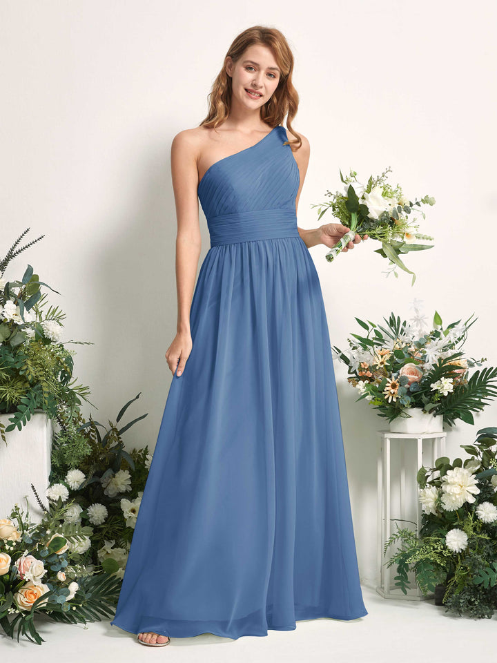Carlyna A-Linien-Kleid One-Shoulder Bodenlang Chiffon Brautjungfernkleider Staubiges Blau 