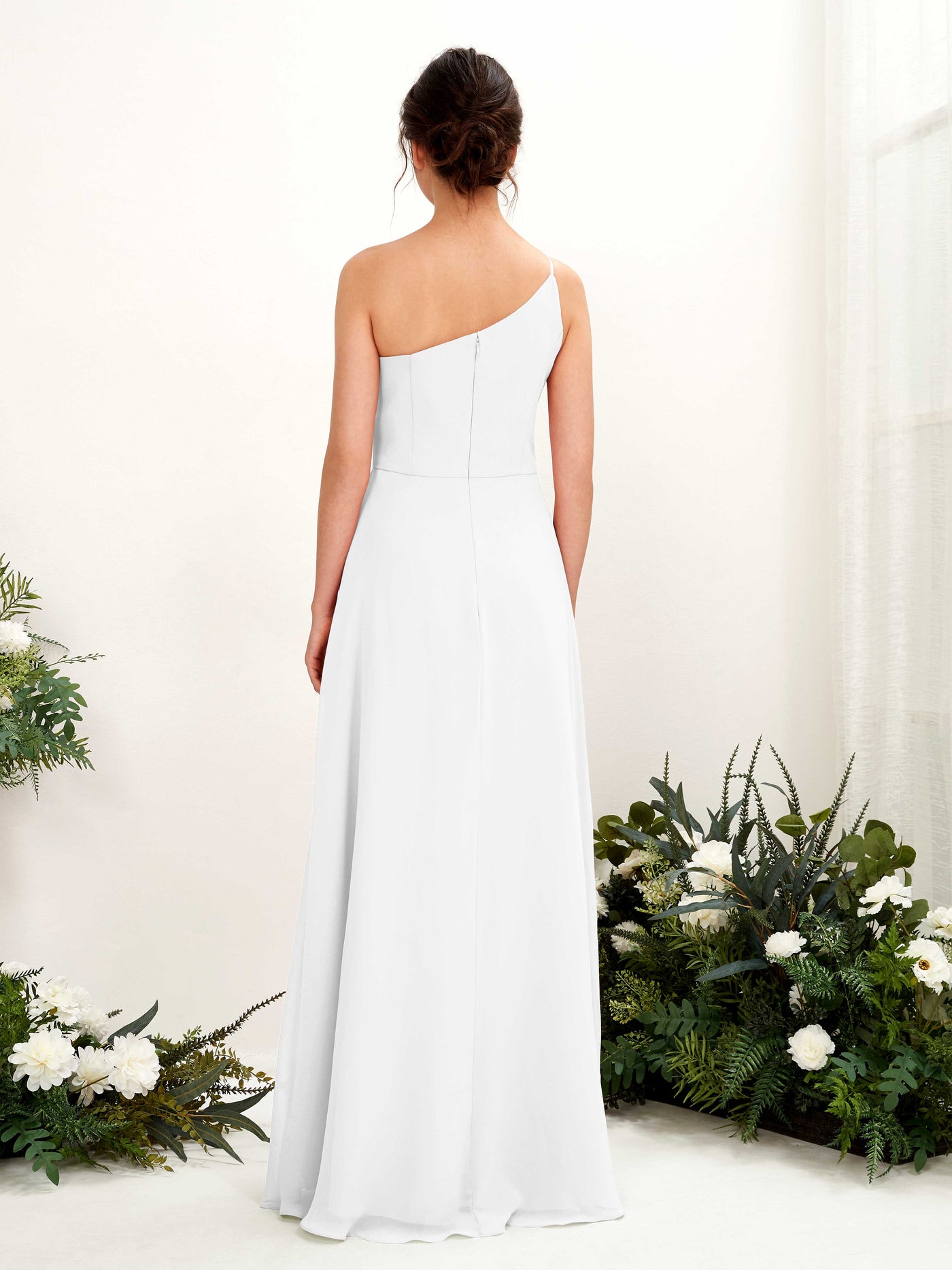 Carlyna A-Linien-Kleid One-Shoulder Chiffon Bodenlang Beinschlitz Brautjungfernkleider Weiß #farbe_wei