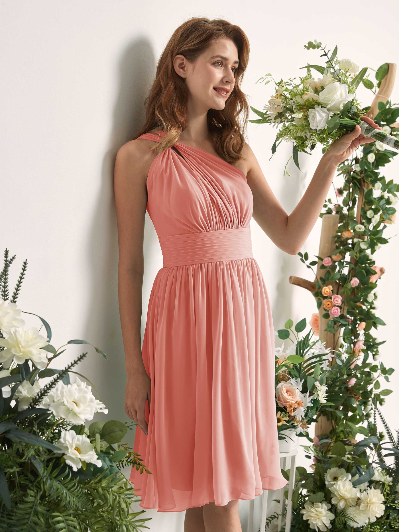 Carlyna A-Linien-Kleid One-Shoulder knielang gerafft aus Chiffon Brautjungfernkleider Champagner-Rose #farbe_champagner-rose