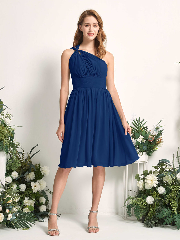 Carlyna A-Linien-Kleid One-Shoulder knielang gerafft aus Chiffon Brautjungfernkleider Königsblau 