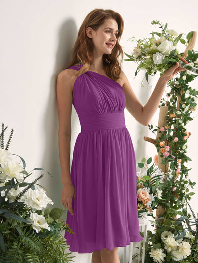 Carlyna A-Linien-Kleid One-Shoulder knielang gerafft aus Chiffon Brautjungfernkleider Lila #farbe_lila