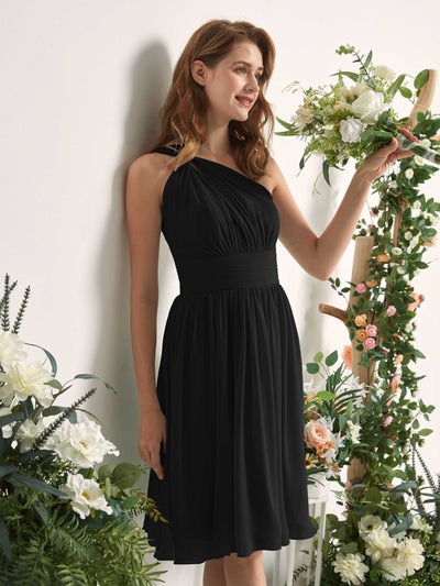Carlyna A-Linien-Kleid One-Shoulder knielang gerafft aus Chiffon Brautjungfernkleider Schwarz #farbe_schwarz