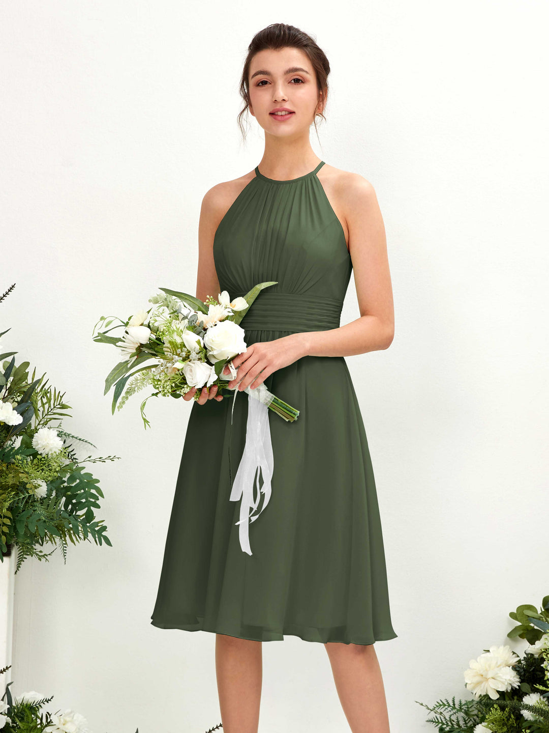 Carlyna A-Linien-Kleid Rundhals knielang Chiffon Brautjungfernkleid Martini-Olive 