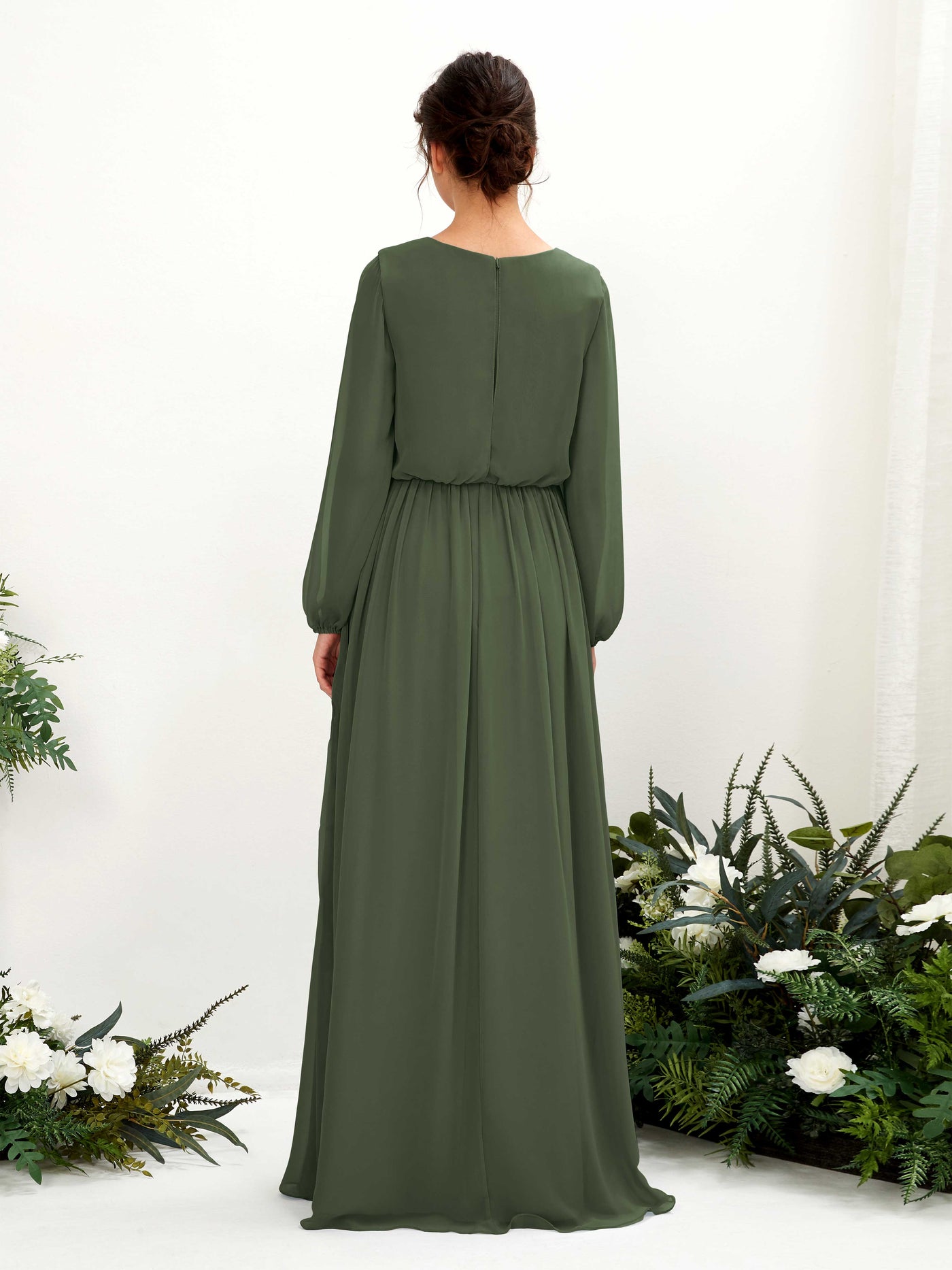 Carlyna A-Linien-Kleid V-Ausschnitt Beinschlitz Langarm Bodenlang Brautjungfernkleider Martini-Olive #farbe_martini-olive