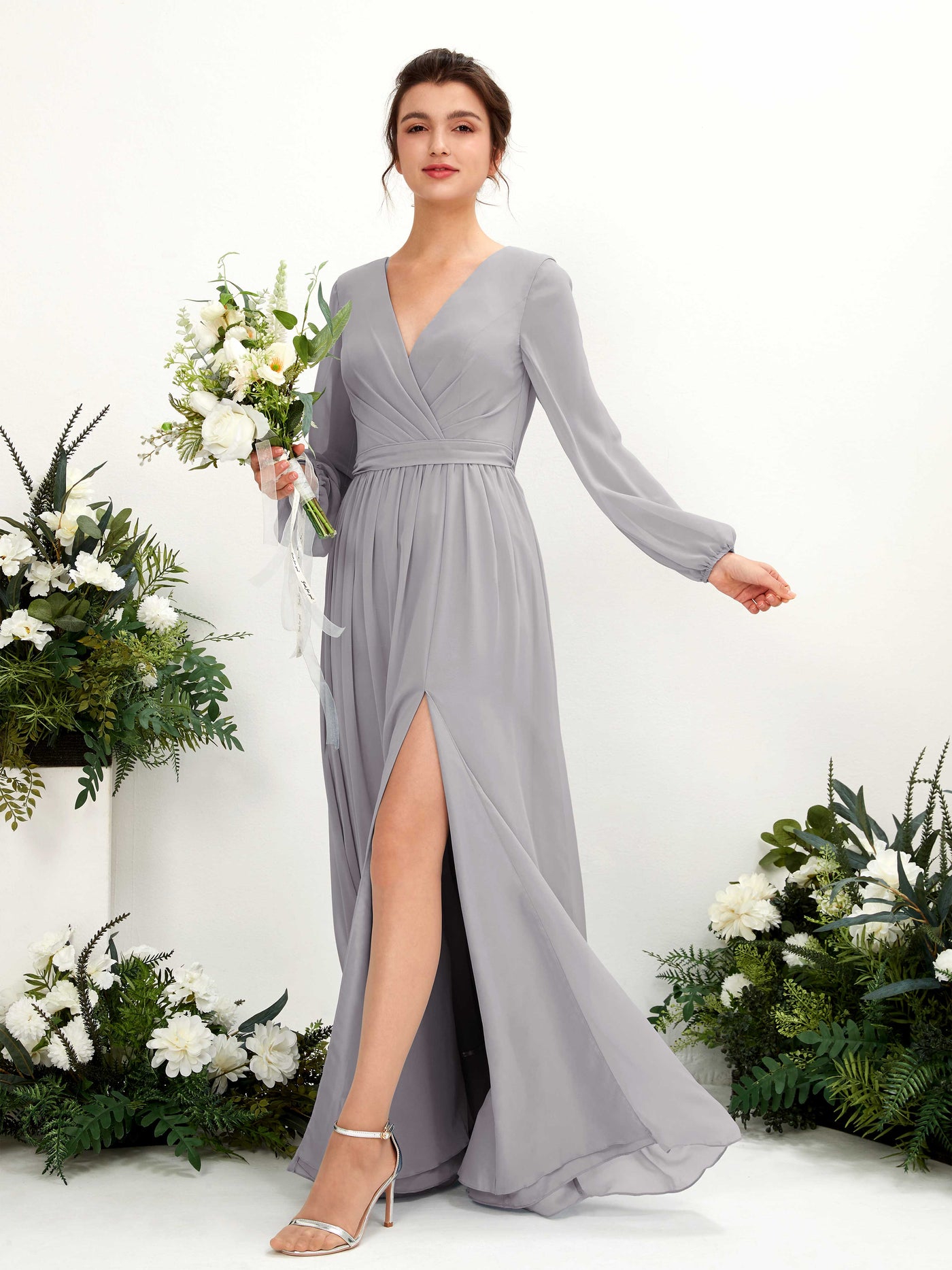 Carlyna A-Linien-Kleid V-Ausschnitt Beinschlitz Langarm Bodenlang Brautjungfernkleider Taube #farbe_taube