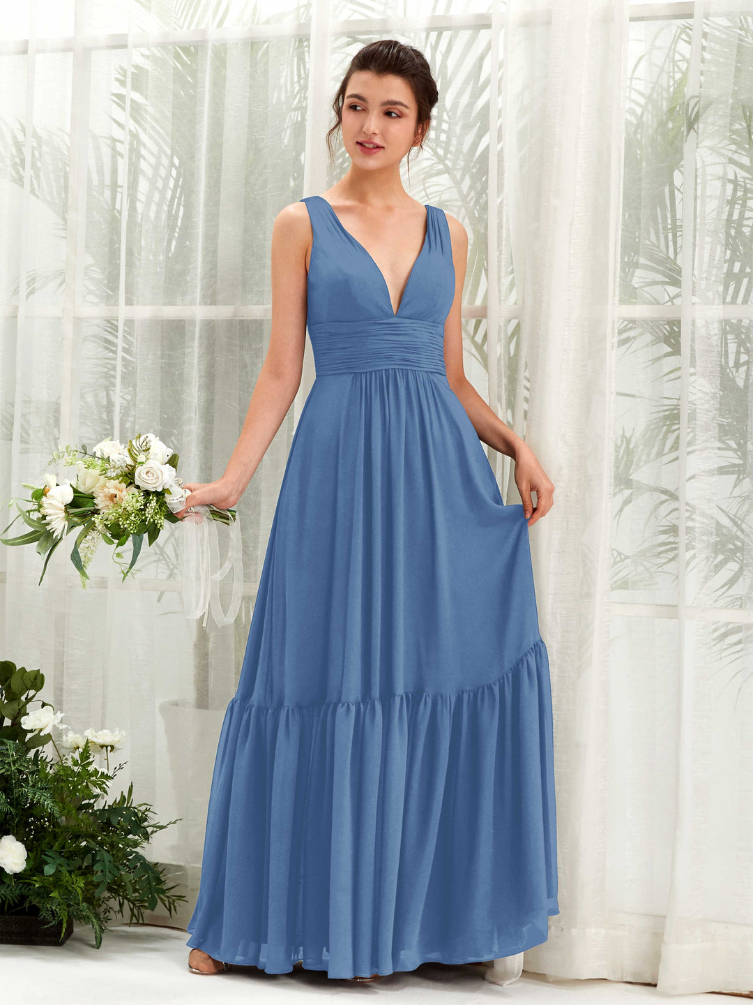 Carlyna A-Linien-Kleid V-Ausschnitt Bodenlang Brautjungfernkleid Staubiges Blau 