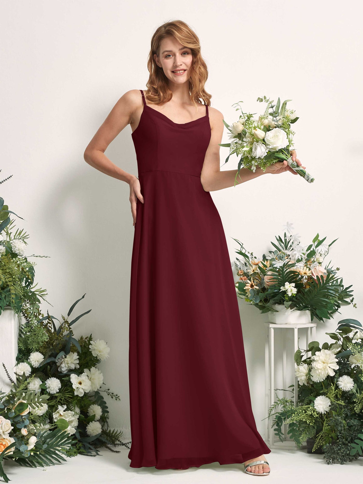Carlyna A-Linien-Kleid V-Ausschnitt bodenlang Chiffon Brautjungfernkleid Burgunderrot #farbe_burgunderrot
