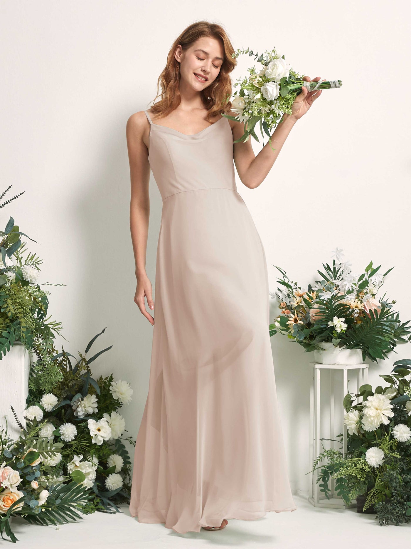 Carlyna A-Linien-Kleid V-Ausschnitt bodenlang Chiffon Brautjungfernkleid Champagner #farbe_champagner