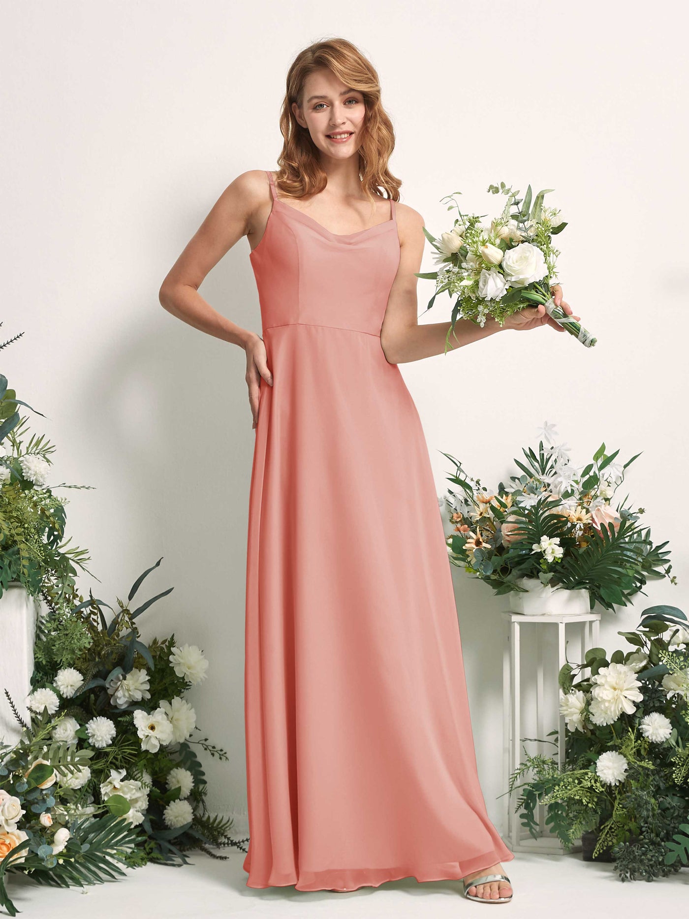 Carlyna A-Linien-Kleid V-Ausschnitt bodenlang Chiffon Brautjungfernkleid Champagner-Rose #farbe_champagner-rose