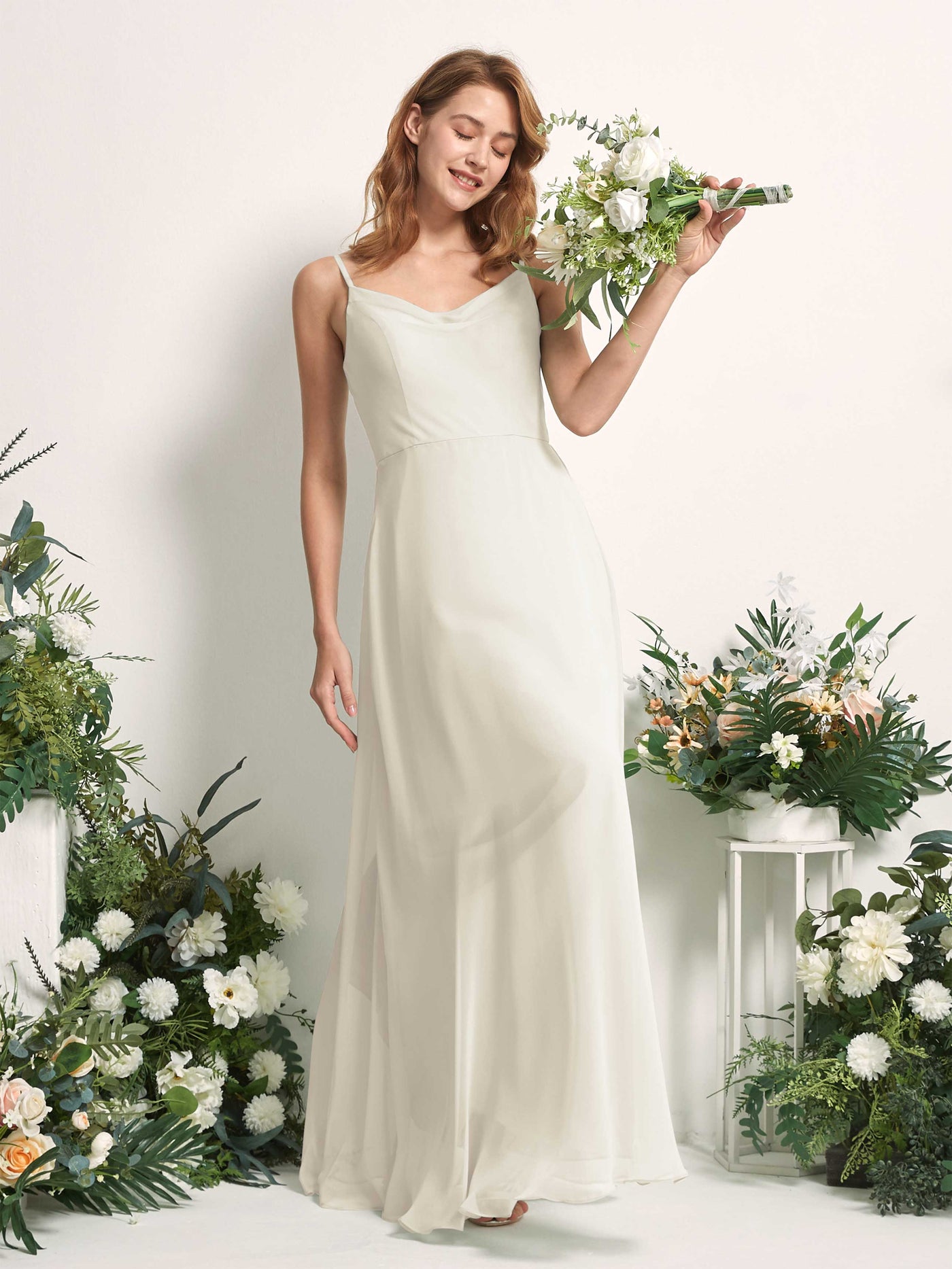Carlyna A-Linien-Kleid V-Ausschnitt bodenlang Chiffon Brautjungfernkleid Elfenbein #farbe_elfenbein