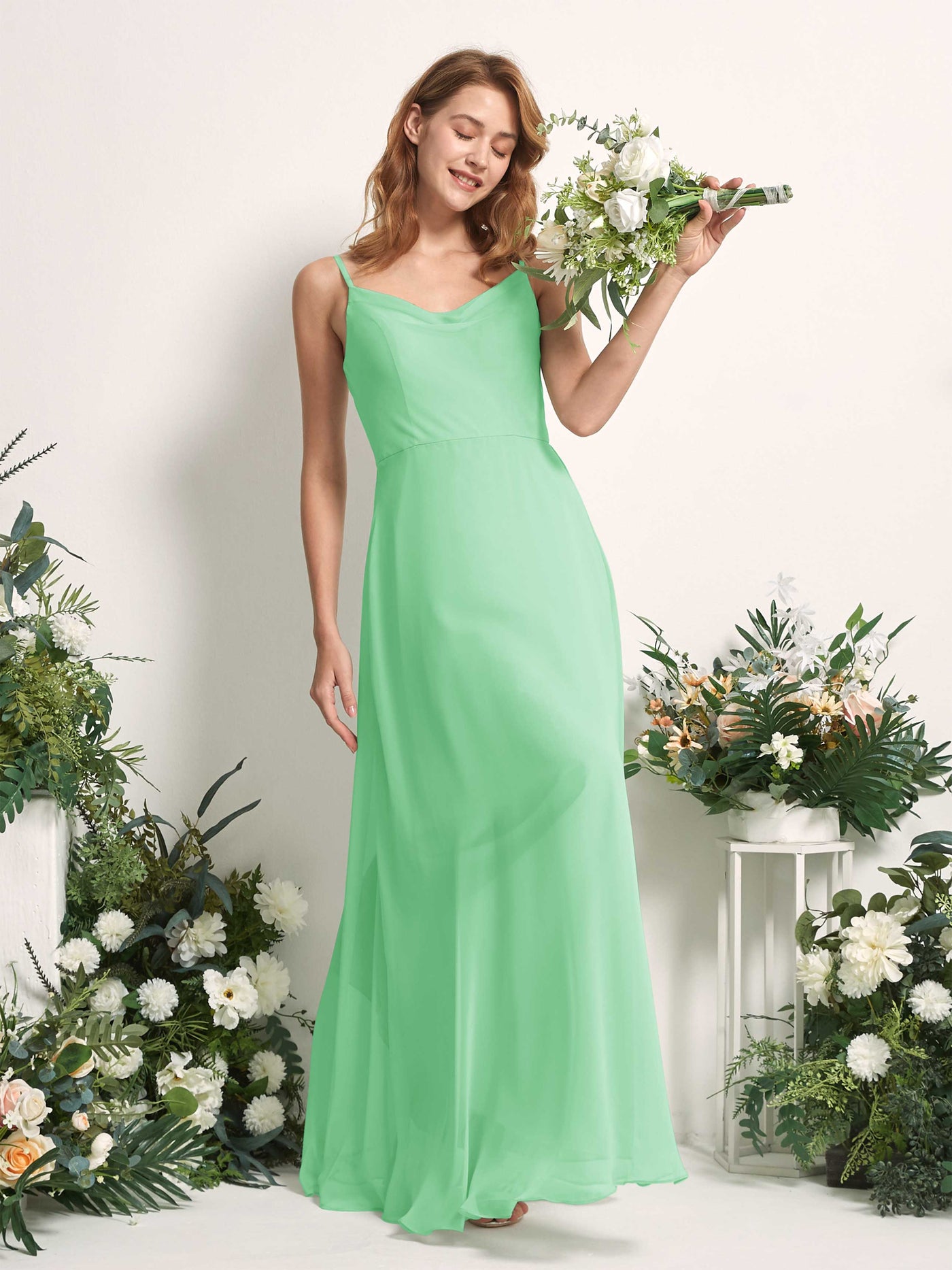 Carlyna A-Linien-Kleid V-Ausschnitt bodenlang Chiffon Brautjungfernkleid Minzgrün #farbe_minzgr-n